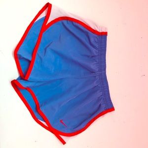 Nike Girls athletic shorts!❤️